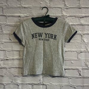 🌿Free w/ Bundle! Forever 21 NY Cropped Tee